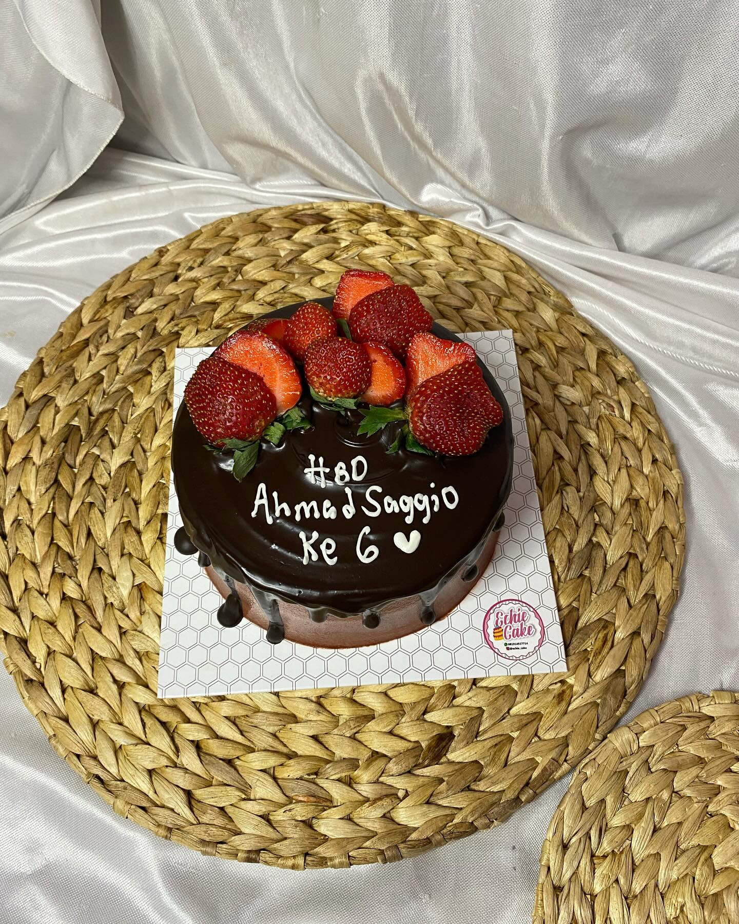 kue ulang tahun cokelat